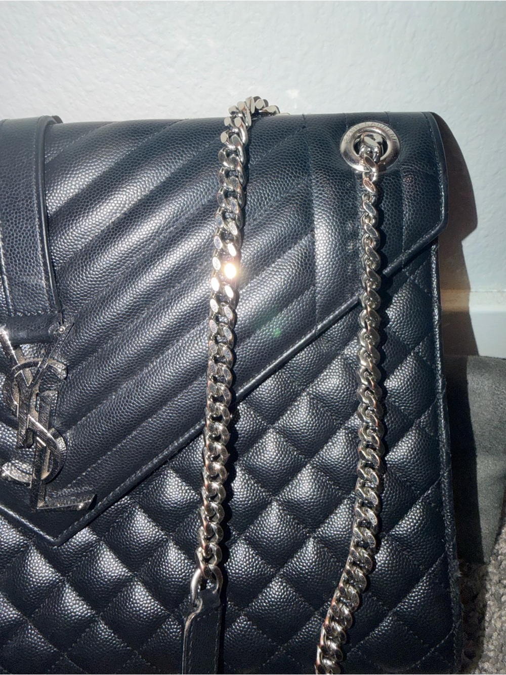 Saint Laurent Black Quilted Chevron & Diamond Chain Shoulder Bag - Picture 4 of 9